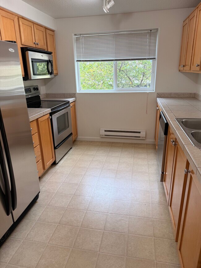 Foto del edificio - 770 NW 185th Ave