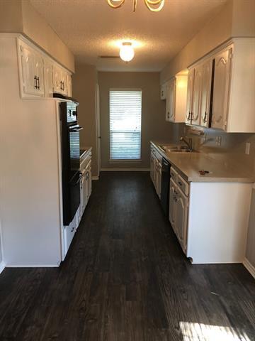 Foto del edificio - 3401 Carriage Ln