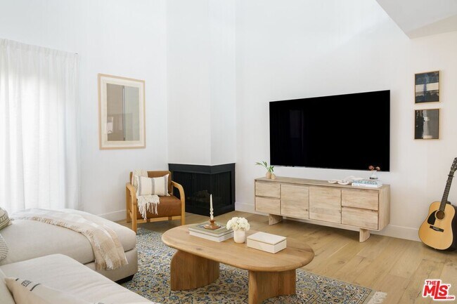 Foto del edificio - 810 California Ave