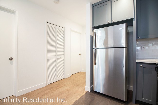 Foto del edificio - 1316-1322 E 3rd St