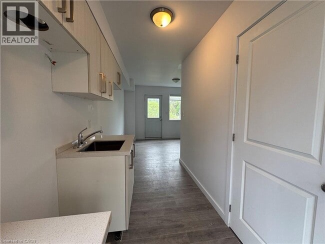 Building Photo - 99 HighRiver Trl