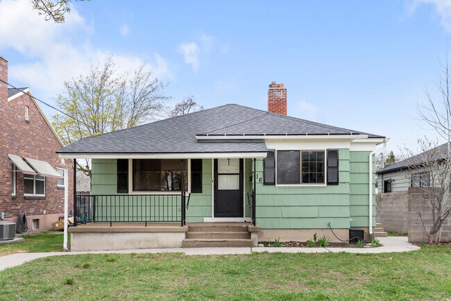 Foto del edificio - 716 E 50 S