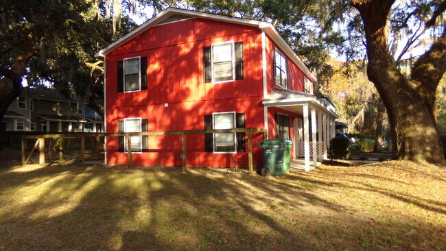 Building Photo - 1 Port Royal Landing Dr