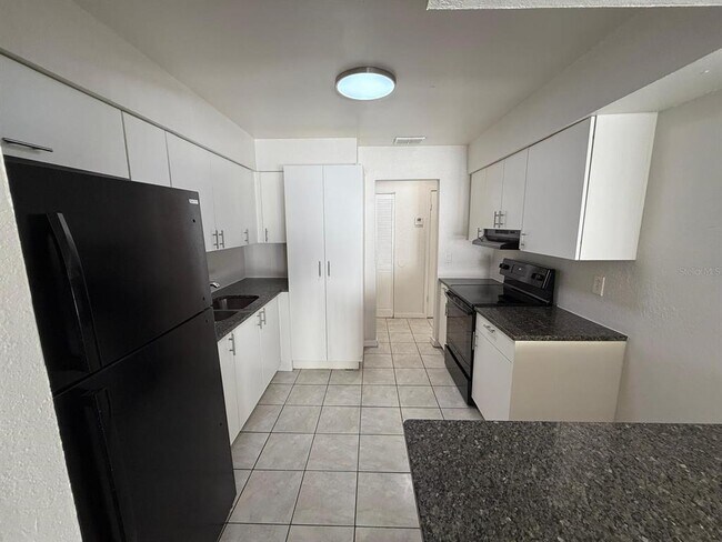 Foto del edificio - 4349 S Semoran Blvd