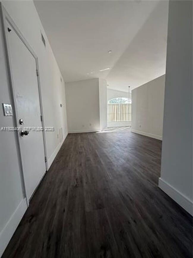 Foto del edificio - 12268 SW 145th St