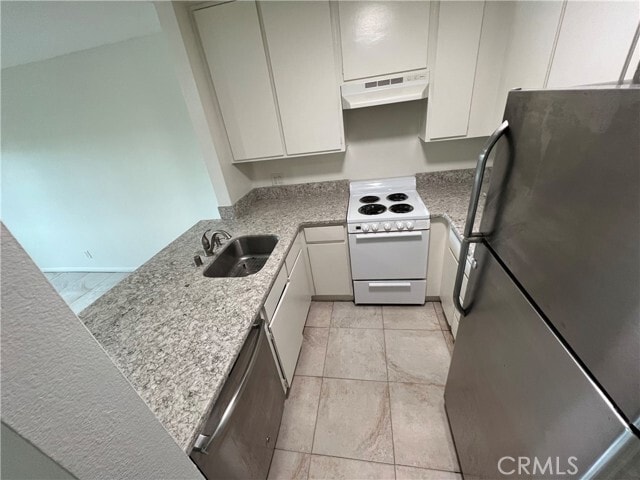 Building Photo - 3830 Avenida Del Presidente