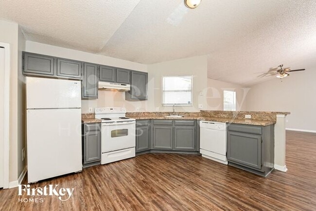 Building Photo - 7439 Groveoak Dr