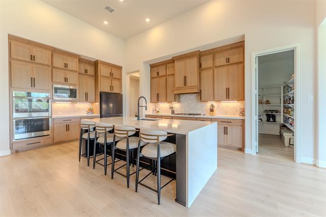 Foto del edificio - 2309 Juniper Ln