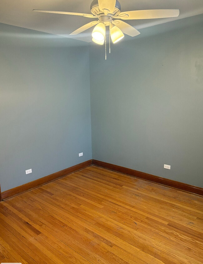Building Photo - 2126 Kenilworth Ave