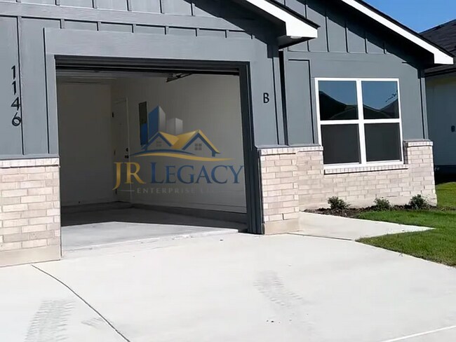 Foto del edificio - 1146 Lindsey Dr