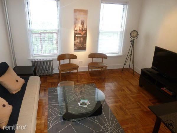 Primary Photo - 203 E 61st St