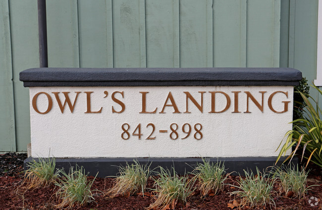 Building Photo - Owl's Landing