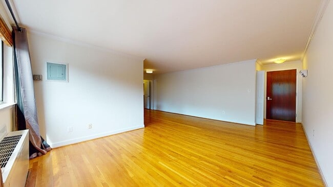 Building Photo - 2725 39th St NW
