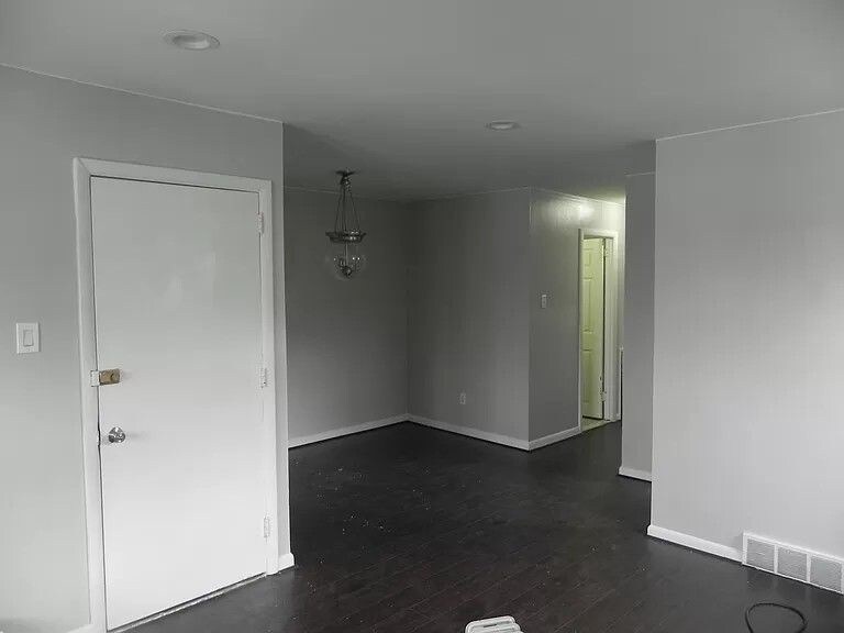 9525 Fordham Rd Unit B, Philadelphia, PA 19114 Room for Rent in