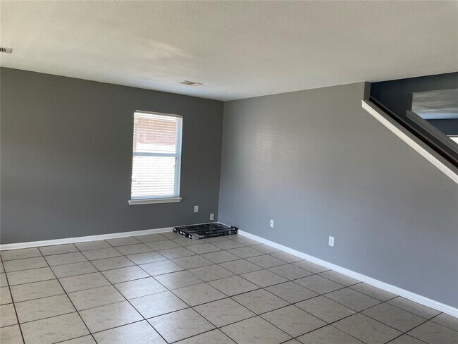 Foto del edificio - 16314 Cole Bridge Ln