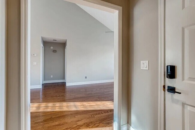 Foto del edificio - 4150 Lake Mist Dr NW