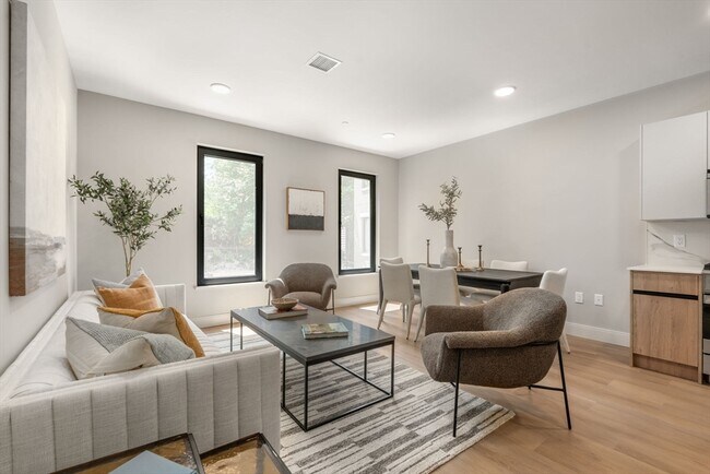 Building Photo - 290 Corey Rd