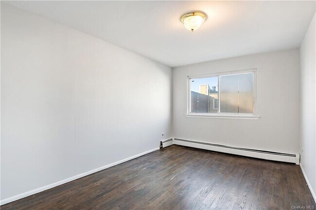 Foto del edificio - 871 Kinsella St