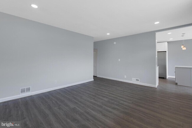 Foto del edificio - 3314 Smith Ave