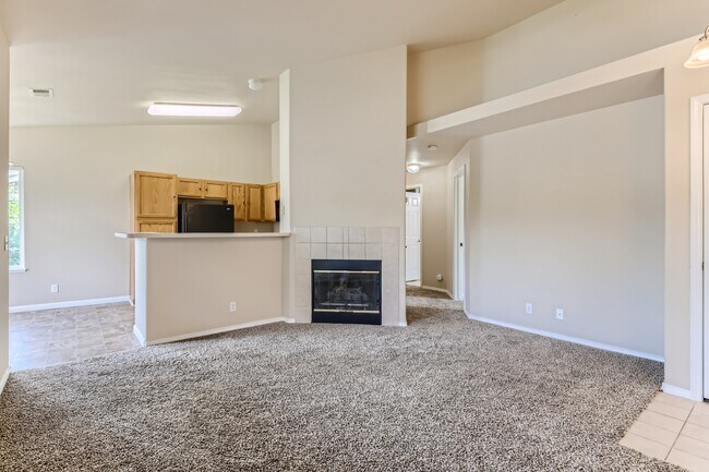 Building Photo - 3610 Strawberry Field Grv