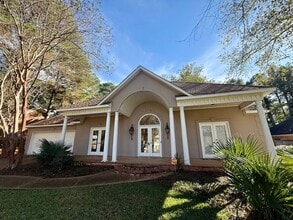 Building Photo - 137 Whisper Lake Blvd