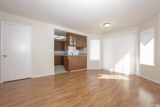 Building Photo - 45230 Calico St