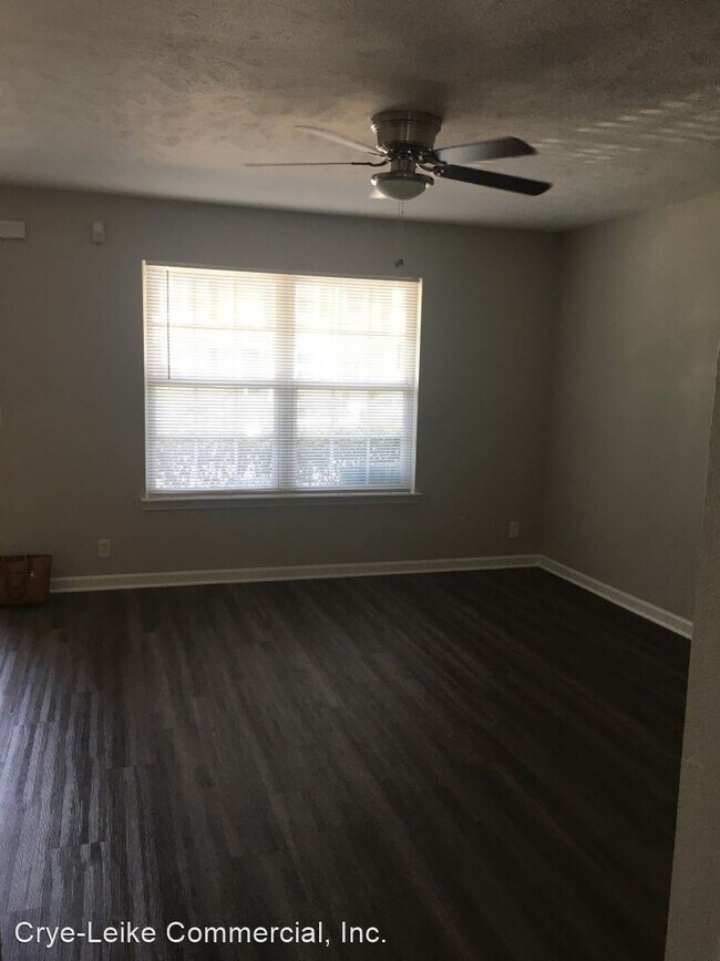 Building Photo - 2 br, 2.5 bath House - 6018 Cullen Dr