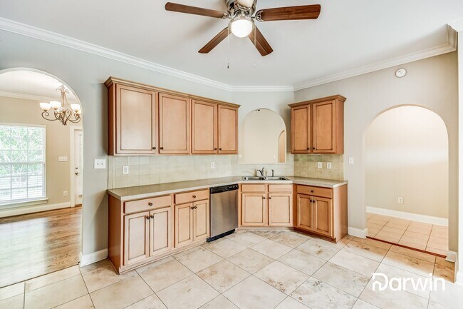 Building Photo - 5313 Bridle Path Lane, Pinson, AL 35126
