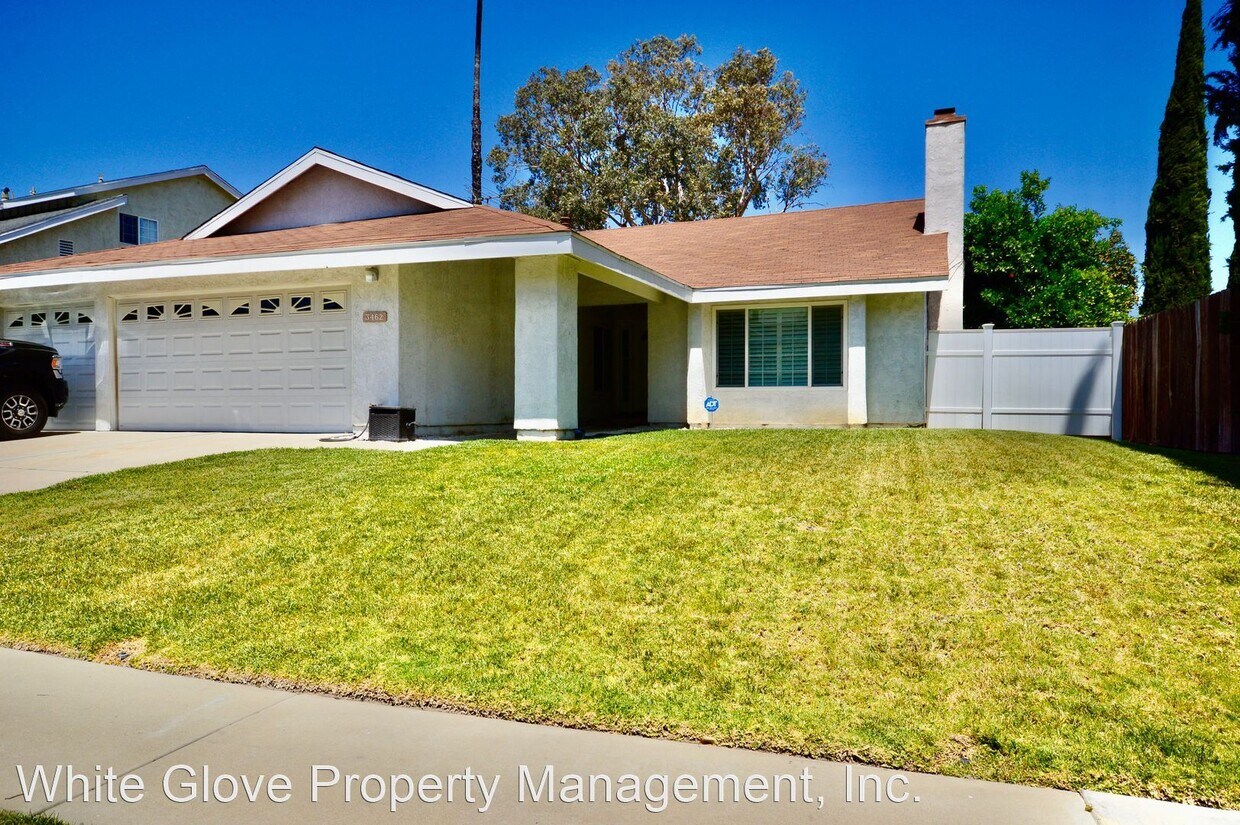 Primary Photo - 3 br, 2 bath House - 3462 Buckingham Rd.