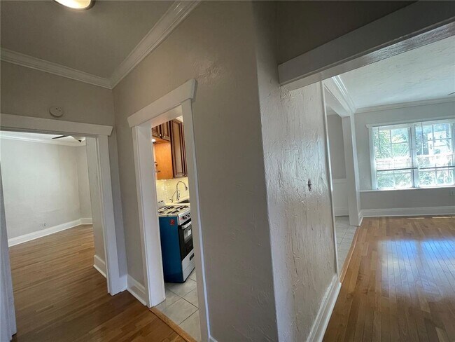 Foto del edificio - 2305 W Texas Ave