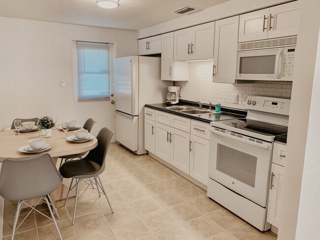 Photo - Bradenton Four Plex House