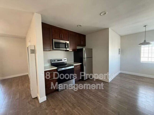 Foto del edificio - 4375 51st St