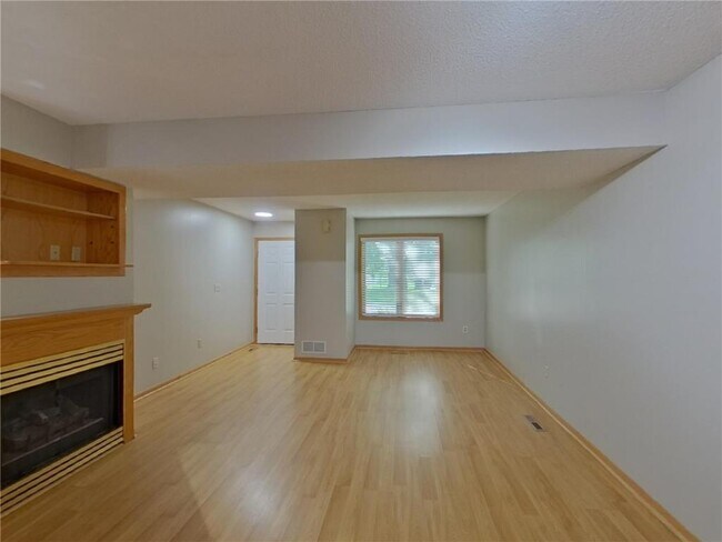 Building Photo - 1606 Geske Rd