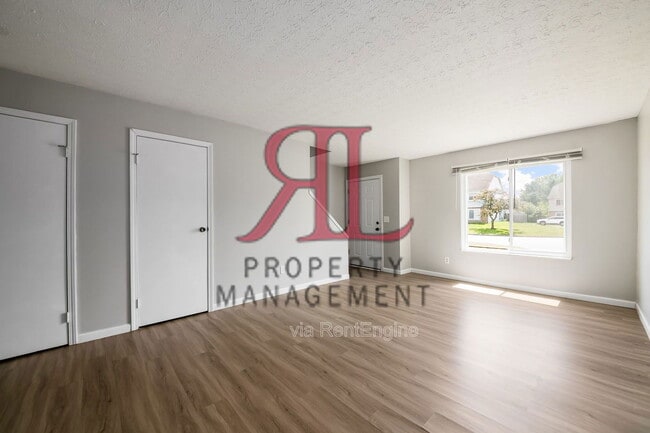 Foto del edificio - 6362 Cherylbrook Ln