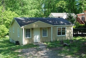 Building Photo - 5765 Hillside Dr NW