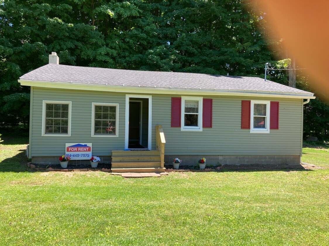 Primary Photo - 7365 Murphy Hurst Ave