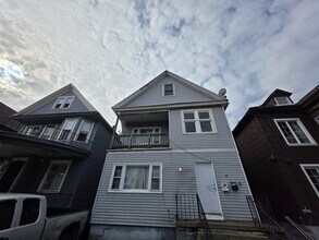 Building Photo - 1023 E Lovejoy St