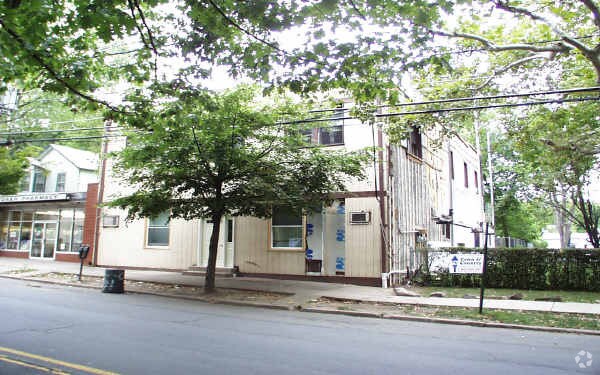 Foto principal - 166 Witherspoon St
