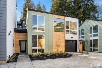 Building Photo - 1714 NE 96th St