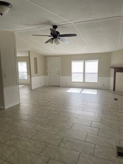 Foto del edificio - 8638 Gibson Oaks Dr