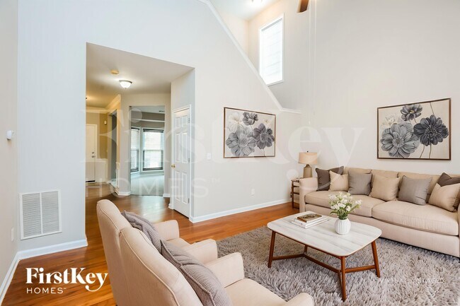 Building Photo - 2410 Kirkstone Dr