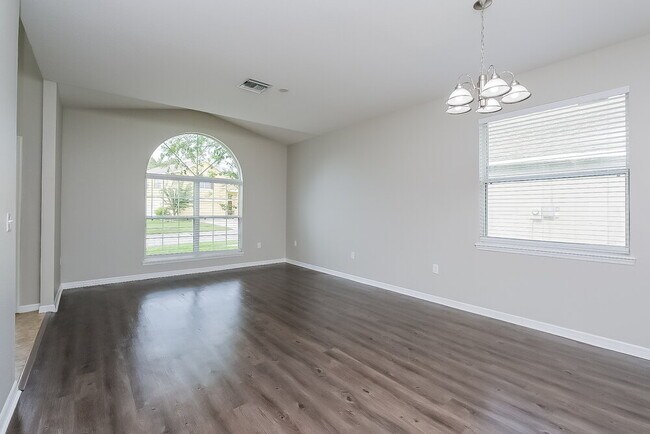 Foto del edificio - 11740 Colony Lakes Blvd