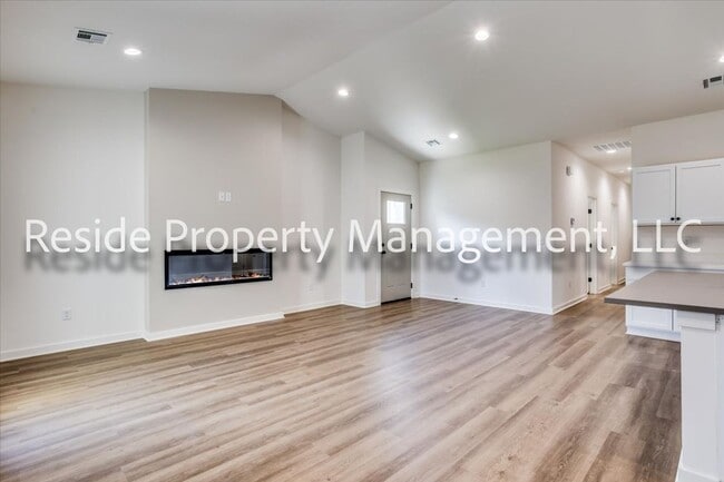 Building Photo - Area151-Aria Plan