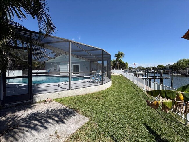 Foto del edificio - 8434 Boxwood Dr