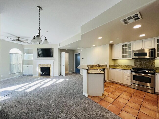 Foto del edificio - "Experience Elevated Living: Spacious 2-Bed, 3-Bath Oasis in La Quinta's Heart!"