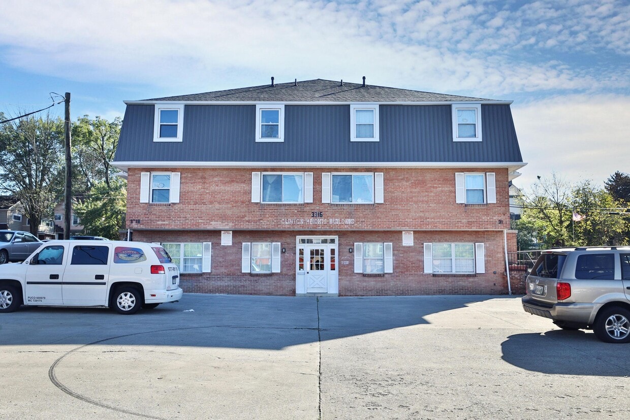 Primary Photo - 3318 N High St