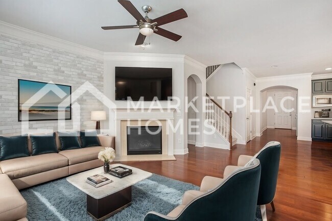 Building Photo - 1653 Danbury Parc Pl NE