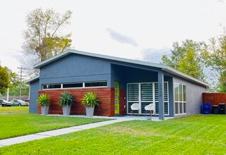 Building Photo - 2534 Grandview Ave