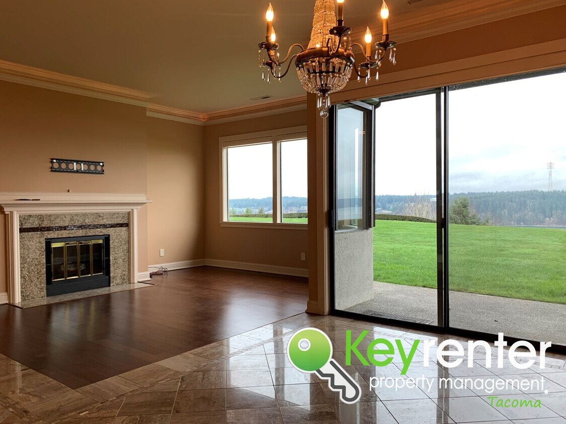 Foto principal - Luxury North-End 1Bd/1Bath Condo with Fabu...