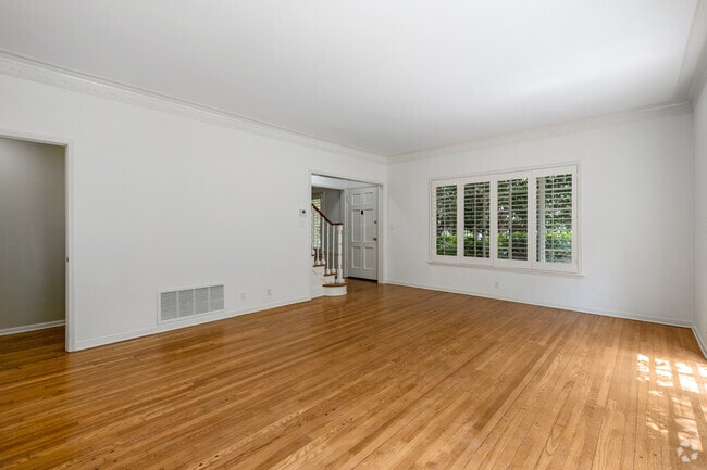 2BD, 2.5BA - 1,550SF - Living Room - 145 S Camden Dr